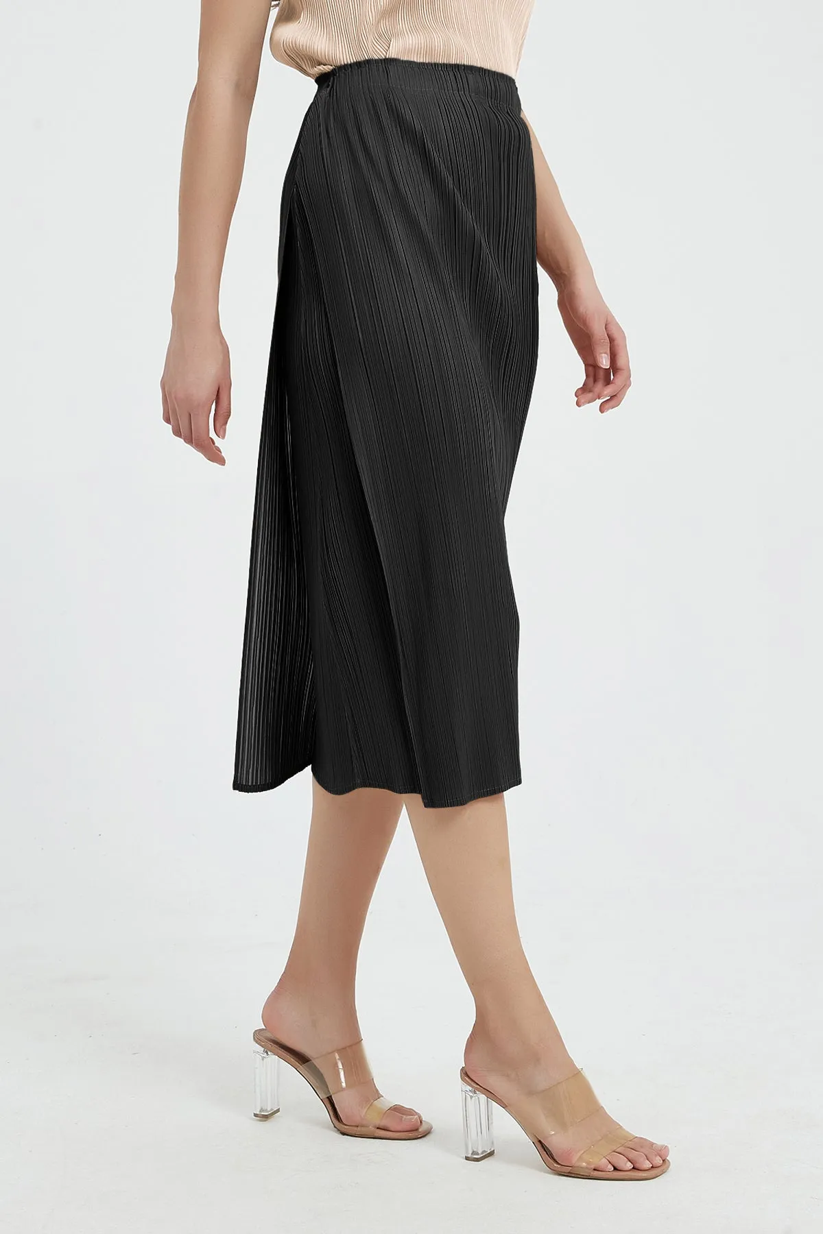 Giada Side Slit Pleated Pencil Skirt