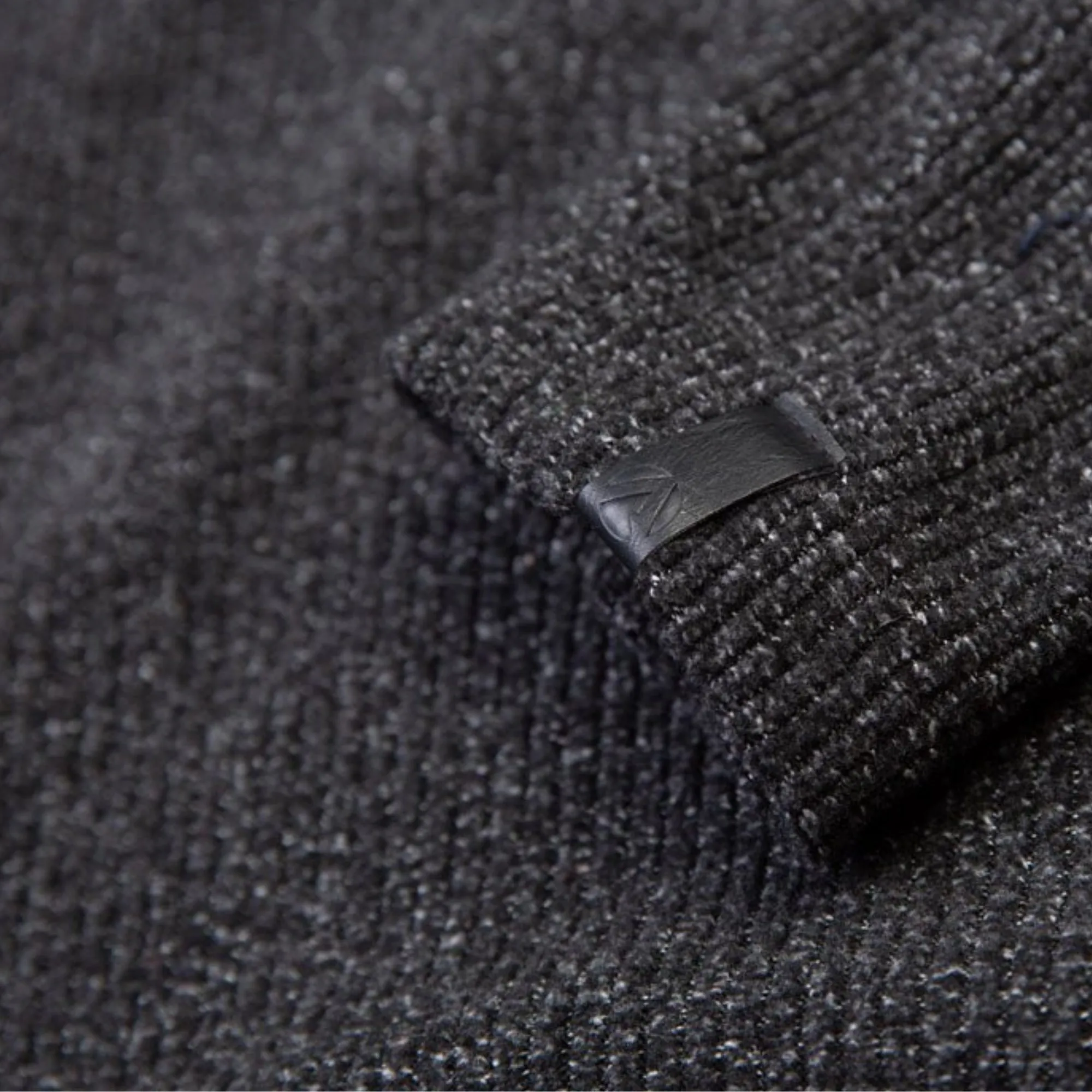 Wolf Half Zip Warm Sweater Grey